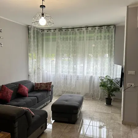 Saval Bed & Breakfast *